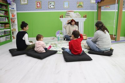 İlkokul öğrencilerinden kareler