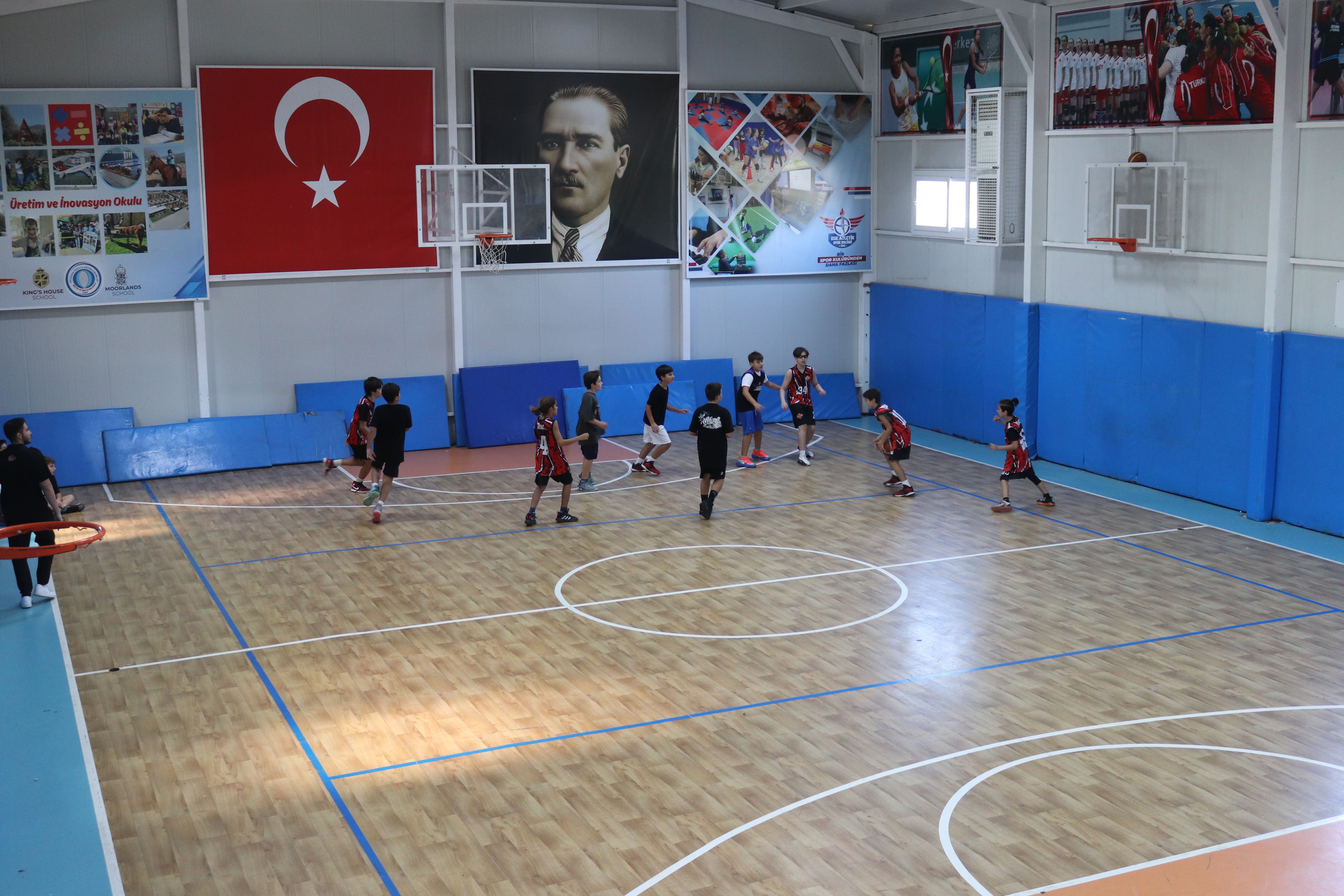 Kapalı Spor Alanları